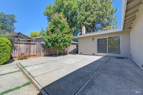 571 Nottingham Dr, Vacaville, CA 95688 photo 37