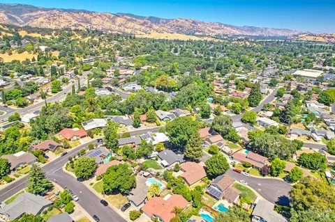 571 Nottingham Dr, Vacaville, CA 95688 photo 48