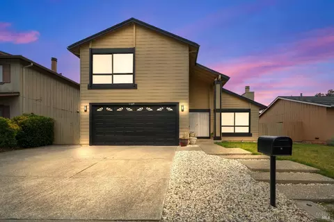 1109 Canary Dr, Suisun City, CA 94585