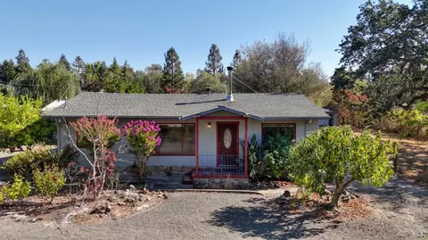 Exterior - 80 Serres Dr, Sonoma, CA 95476 photo 1 of 9