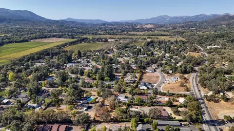 View/Area - 80 Serres Dr, Sonoma, CA 95476 photo 6 of 14