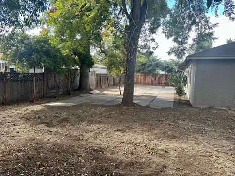 Exterior - 373 Lovers Ln, Vacaville, CA 95688 photo 7 of 7