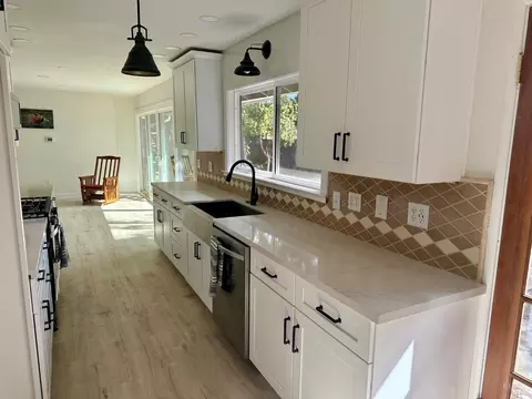 Kitchen - 373 Lovers Ln, Vacaville, CA 95688 photo 3 of 5