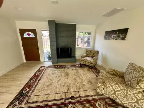 Living - 373 Lovers Ln, Vacaville, CA 95688 photo 2 of 4