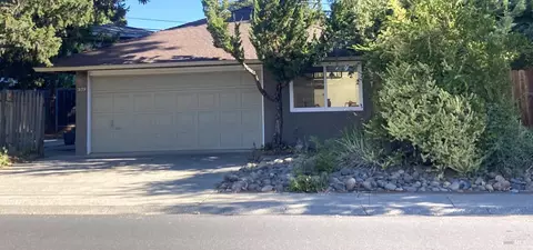 373 Lovers Ln, Vacaville, CA 95688