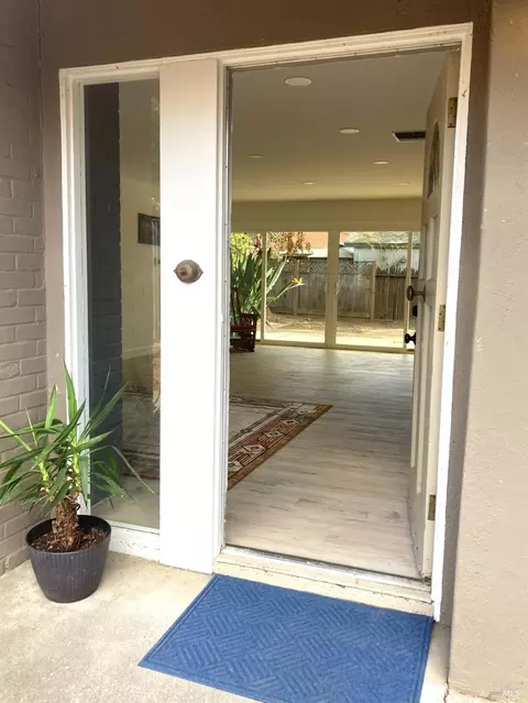 Entry Way - 373 Lovers Ln, Vacaville, CA 95688 photo 1 of 1