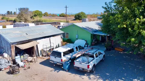Exterior - 4875 Cole Rd, Vacaville, CA 95688 photo 3 of 8