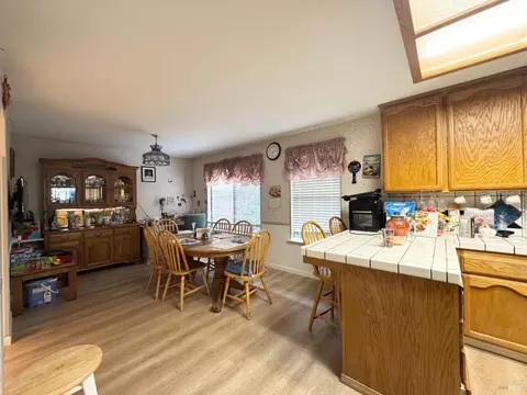 Dining - 315 Holly Ct, Dixon, CA 95620 photo 2 of 2