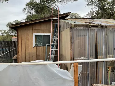 Exterior - 15964 41st Ave, Clearlake, CA 95422 photo 5 of 9