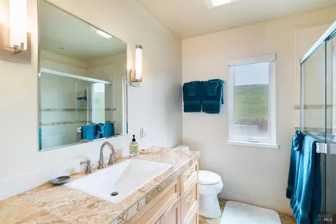 Bath - 4811 Carmet Dr, Bodega Bay, CA 94923 photo 3 of 3