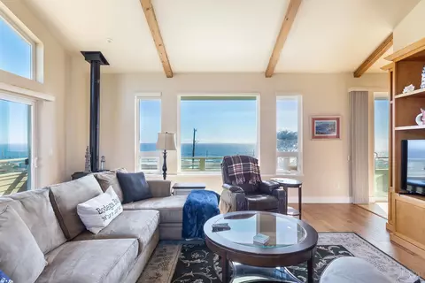 Living - 4811 Carmet Dr, Bodega Bay, CA 94923 photo 2 of 6