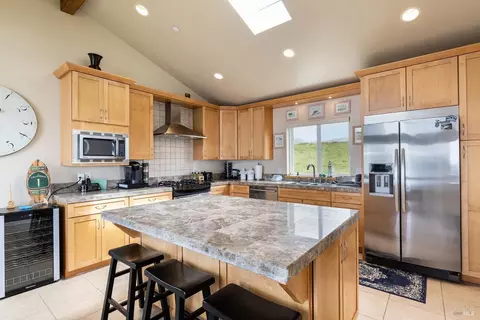 Kitchen - 4811 Carmet Dr, Bodega Bay, CA 94923 photo 5 of 7