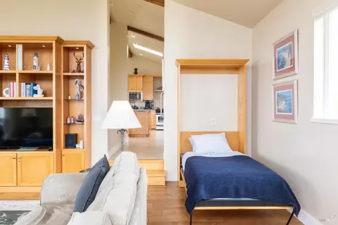 Bedroom - 4811 Carmet Dr, Bodega Bay, CA 94923 photo 1 of 7