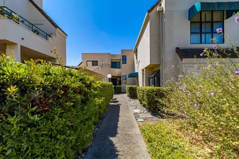 Exterior - 171 Nantucket Ln, Vallejo, CA 94590 photo 14 of 18
