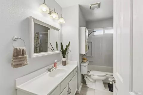 225 E Chestnut St, Dixon, CA 95620 photo 42