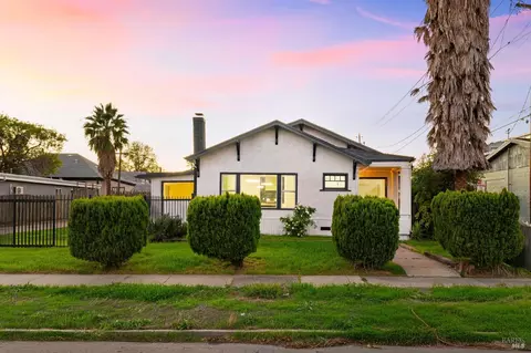 Exterior - 519 Taylor St, Fairfield, CA 94533 photo 2 of 15