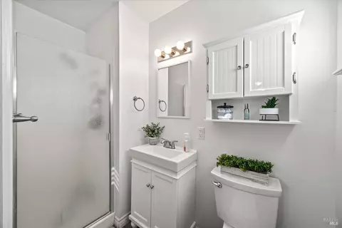 Bath - 230 E Walnut St, Dixon, CA 95620 photo 2 of 2