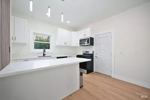 520 Napa St, Vallejo, CA 94590 photo 9