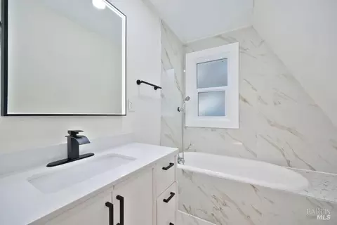 520 Napa St, Vallejo, CA 94590 photo 24