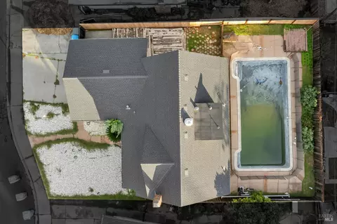 View/Area - 149 Donner Dr, Vacaville, CA 95687 photo 2 of 4