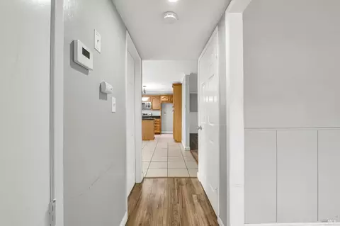 Entry Way - 149 Donner Dr, Vacaville, CA 95687 photo 4 of 4