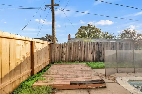 Exterior - 149 Donner Dr, Vacaville, CA 95687 photo 8 of 11