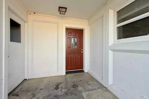 2725 Teton Ln, Fairfield, CA 94533 photo 4