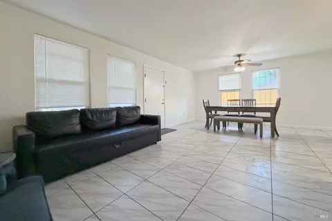 2725 Teton Ln, Fairfield, CA 94533 photo 15