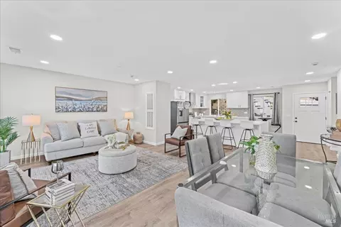 30 Fair Dr, San Rafael, CA 94901