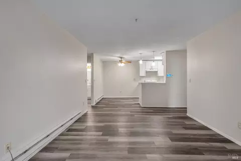 Living - 505 Lighthouse Dr, Vallejo, CA 94590 photo 4 of 4