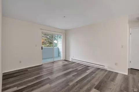 Living - 505 Lighthouse Dr, Vallejo, CA 94590 photo 1 of 4