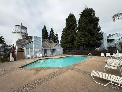 Exterior - 505 Lighthouse Dr, Vallejo, CA 94590 photo 15 of 16