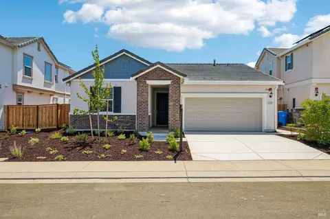 2361 Newcastle Dr, Vacaville, CA 95687