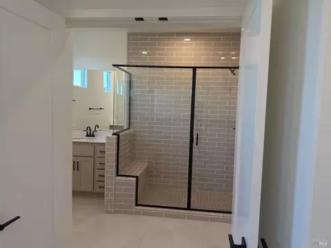 701 Catherine St, Vacaville, CA 95688 photo 5