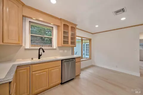Kitchen - 1342 Monteith Dr, Vallejo, CA 94590 photo 3 of 4