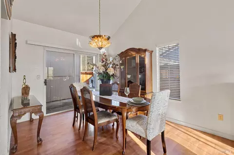 730 Britannia Dr, Vallejo, CA 94591 photo 2
