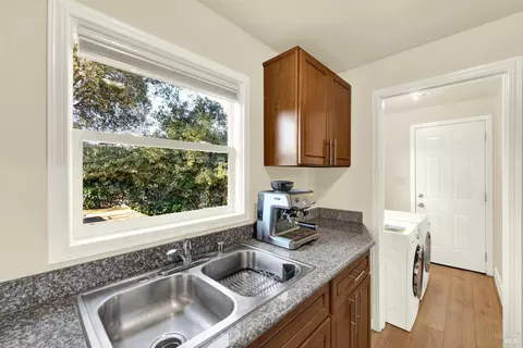 Other - 91 14th St, Vallejo, CA 94590 photo 4 of 9