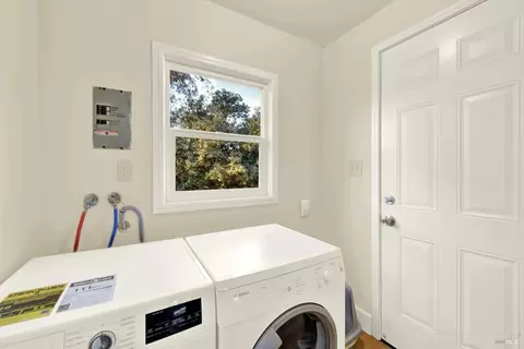 Other - 91 14th St, Vallejo, CA 94590 photo 5 of 9