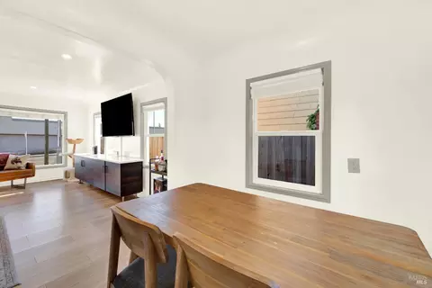 Dining - 91 14th St, Vallejo, CA 94590 photo 4 of 4