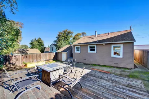 Exterior - 91 14th St, Vallejo, CA 94590 photo 10 of 16