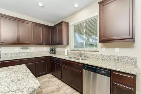 Kitchen - 625 Guild Rd, Vacaville, CA 95688 photo 5 of 5