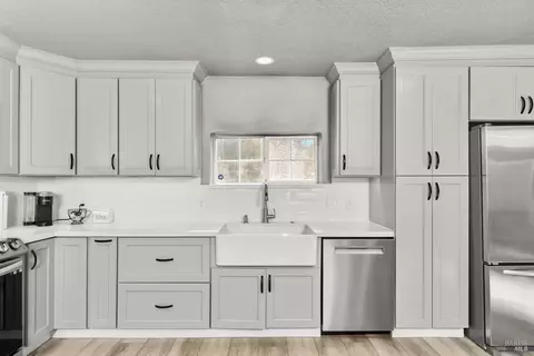 Kitchen - 7461 Putman Rd, Vacaville, CA 95688 photo 2 of 3