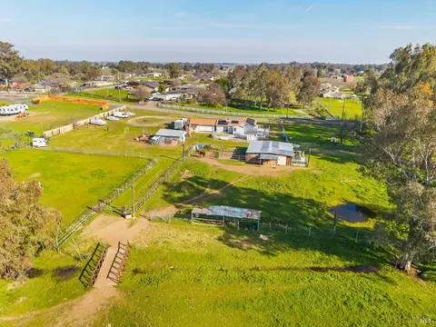View/Area - 7461 Putman Rd, Vacaville, CA 95688 photo 11 of 12
