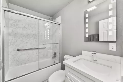 Bath - 7461 Putman Rd, Vacaville, CA 95688 photo 1 of 1