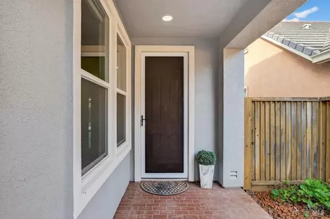 3079 Red Maple Ct, Vacaville, CA 95687 photo 5