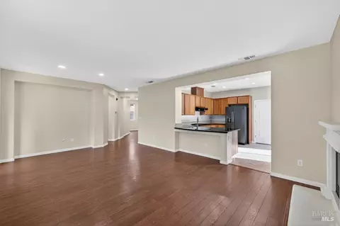 3079 Red Maple Ct, Vacaville, CA 95687 photo 11
