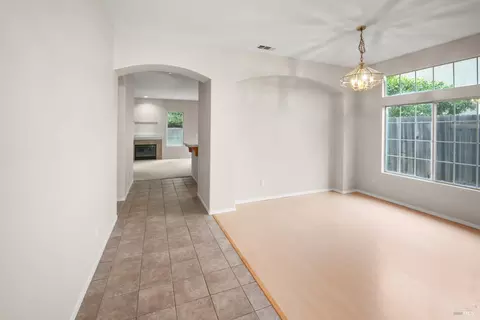 605 Alwin Dr, Dixon, CA 95620 photo 17