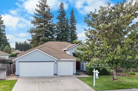 605 Alwin Dr, Dixon, CA 95620 photo 1