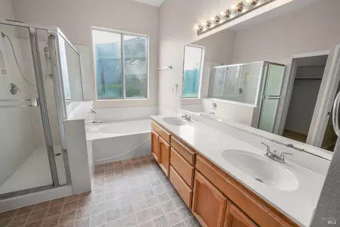 605 Alwin Dr, Dixon, CA 95620 photo 46