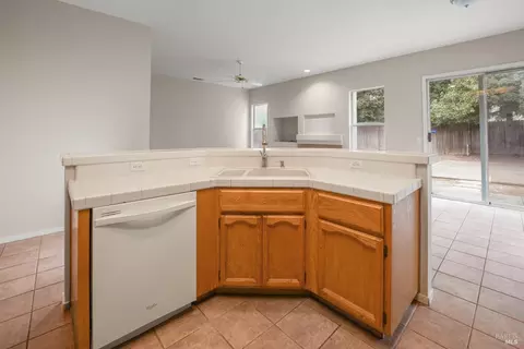 605 Alwin Dr, Dixon, CA 95620 photo 22